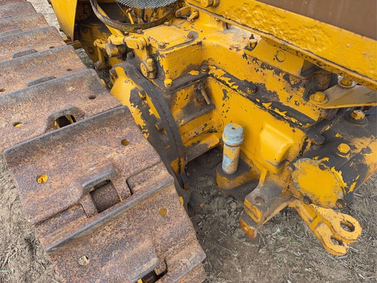 caterpillar-2-ton-image-34