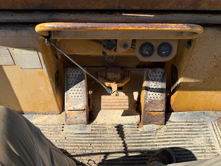 #4087-•-1986-cat-963-crawler-loader-image-54