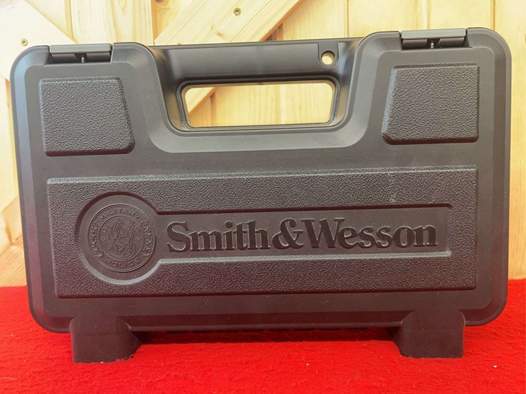 s&w-model-m&p-.45-acp-semiauto-pistol-image-22