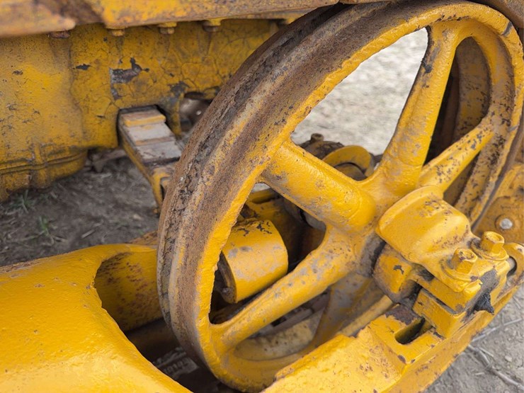 caterpillar-2-ton-image-28