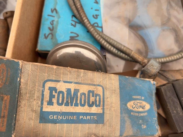 ford-tractor-image-4