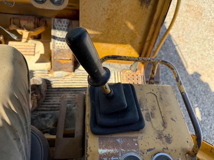 #4087-•-1986-cat-963-crawler-loader-image-57
