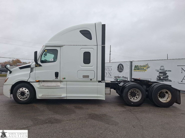2021-freightliner-cascadia-t/a-sleeper-tractor-image-20