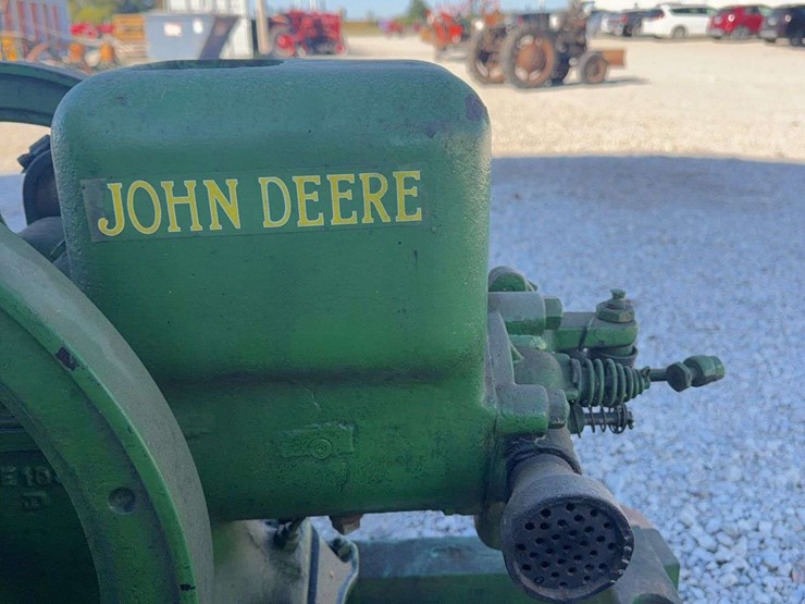 john-deere-112-image-16