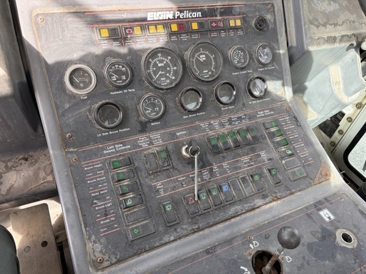 elgin-pelican-s-image-26