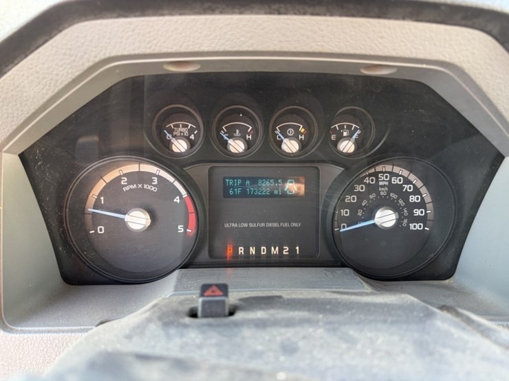 2011-ford-f350-image-39