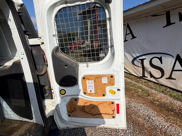 #4553-•-2015-ford-transit-connect-cargo-van-image-20