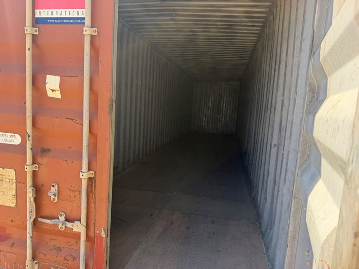 #88464-•-40ft-shipping-container-image-3