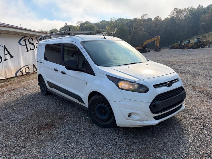 #4553-•-2015-ford-transit-connect-cargo-van-image-9