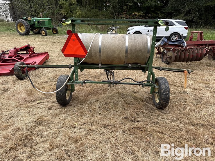 john-deere-10’-pull-type-sprayer-image-6