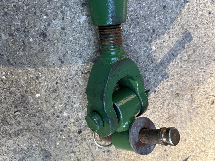 john-deere-10-or-20-series-top-link-image-11