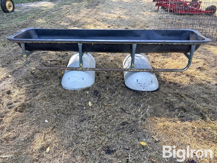 poly-10'-feed-bunk-image-8