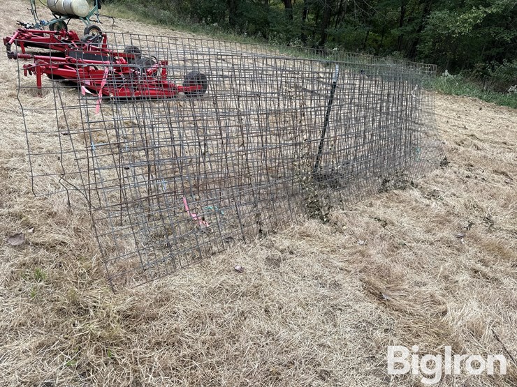 wire-16'-livestock-panels-image-1