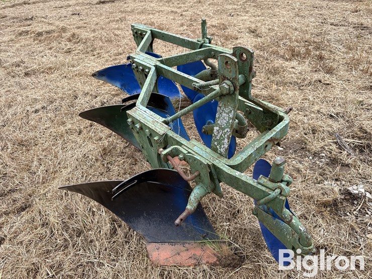 john-deere-3-pt-bottom-plow-image-12