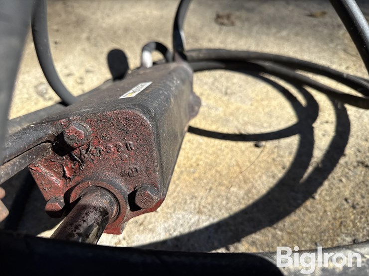 john-deere-1"-hydraulic-cylinder-image-9