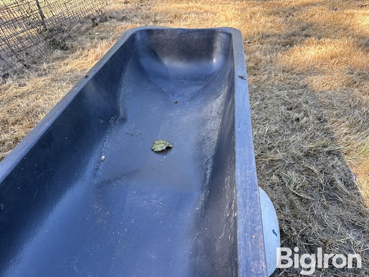 poly-10'-feed-bunk-image-13