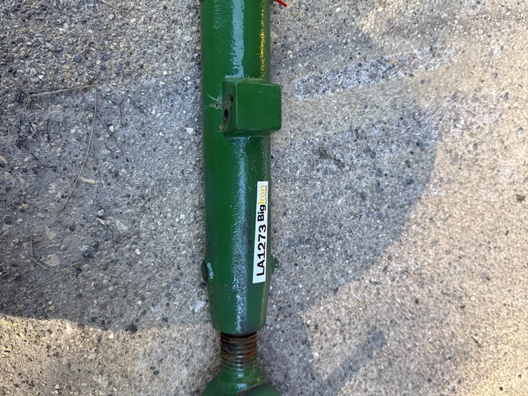john-deere-10-or-20-series-top-link-image-10