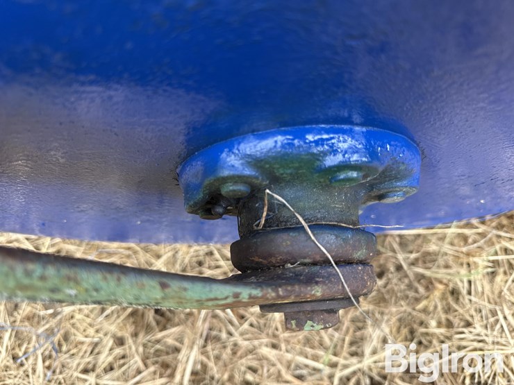 john-deere-3-pt-bottom-plow-image-17