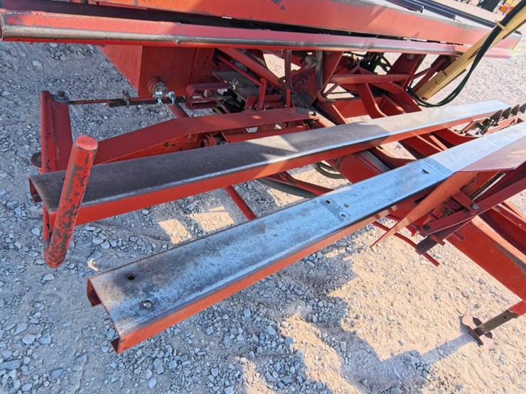 #1029-•-new-holland-1033-small-square-bale-stacker-image-35