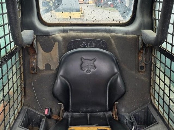 2014-bobcat-s770-image-44