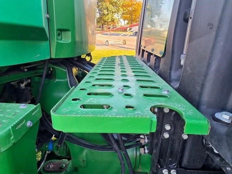2019-john-deere-9520r-image-43