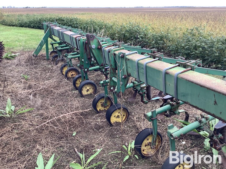 john-deere-er014-rear-mount-cultivator-image-6