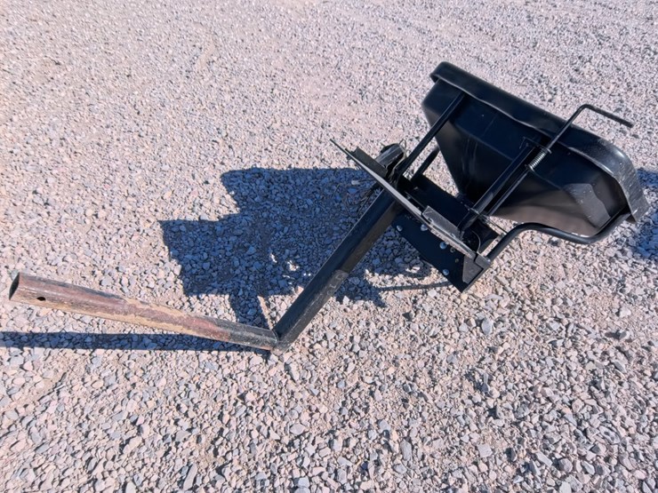 #2054-•-moose-atv-seeder-image-2