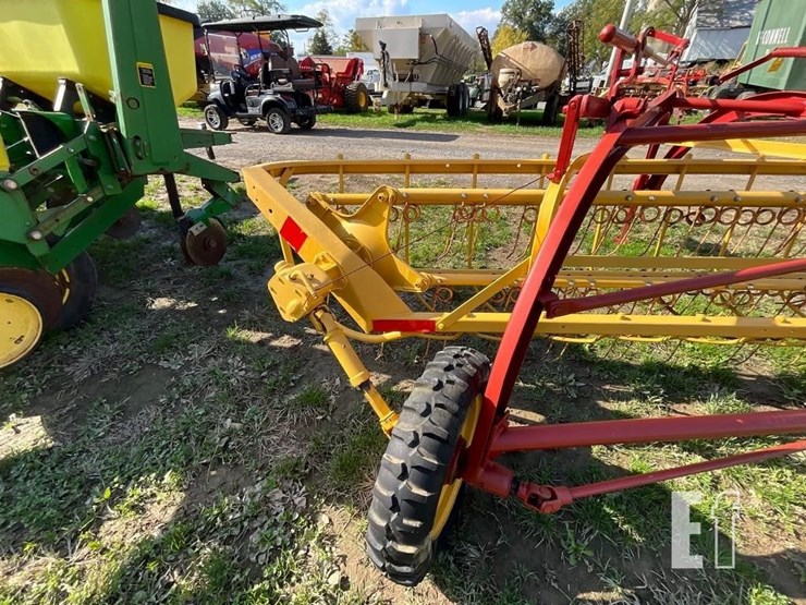 new-holland-rolabar-256-image-10