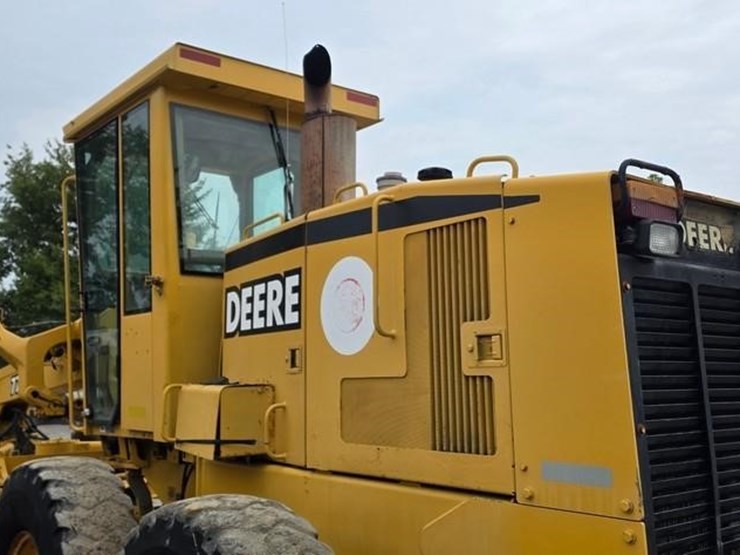 1999-deere-772ch-image-22