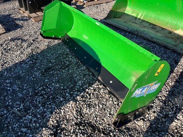john-deere-hla-1800-snow-pusher-image-1