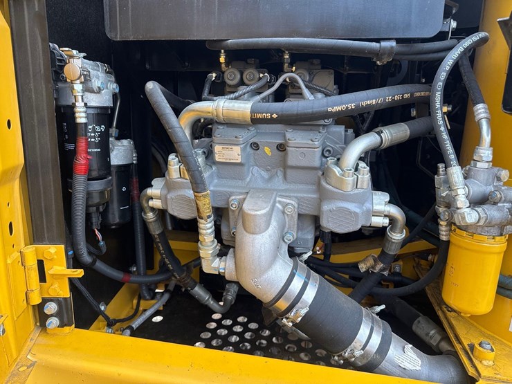 2019-deere-160g-lc-image-29