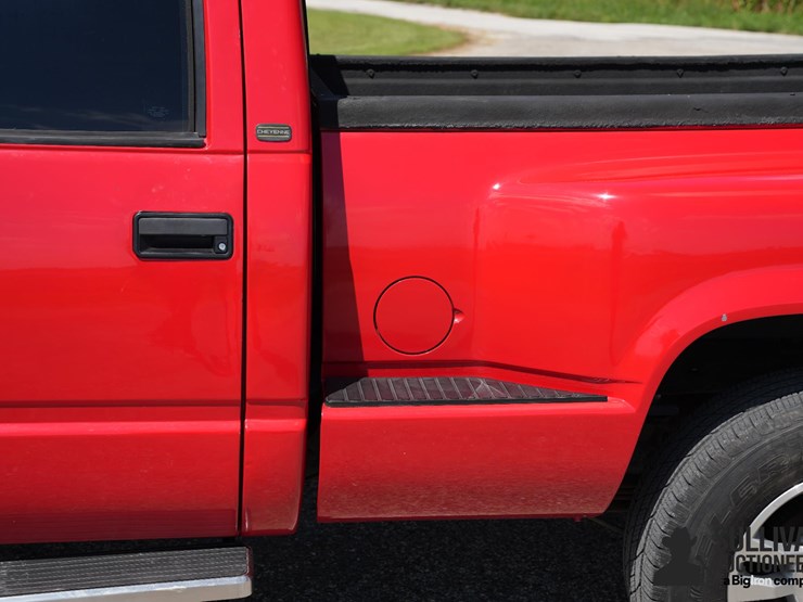 run-#107---1990-chevrolet-gmt-400-4x4-pickup-image-18