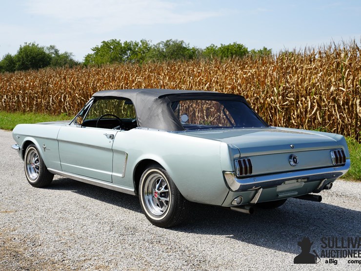 run-#65---1965-ford-mustang-convertible-image-7
