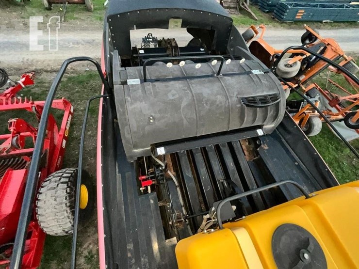 2013-new-holland-big-baler-340-image-28