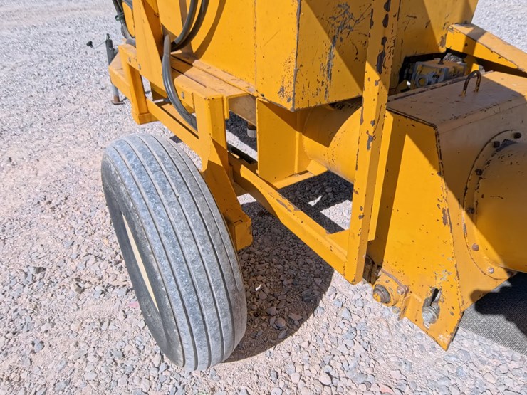 #1025-•-2006-henke-buffalo-1254-roller-mill-image-19