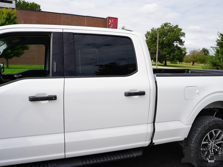 run-#137---2021-ford-f150-supercrew-xlt-pickup-image-17