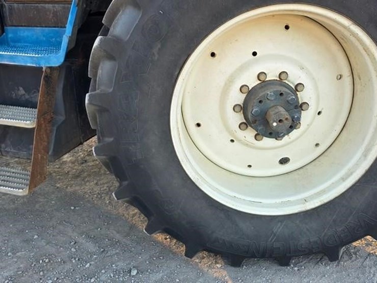 ford-8670-image-15