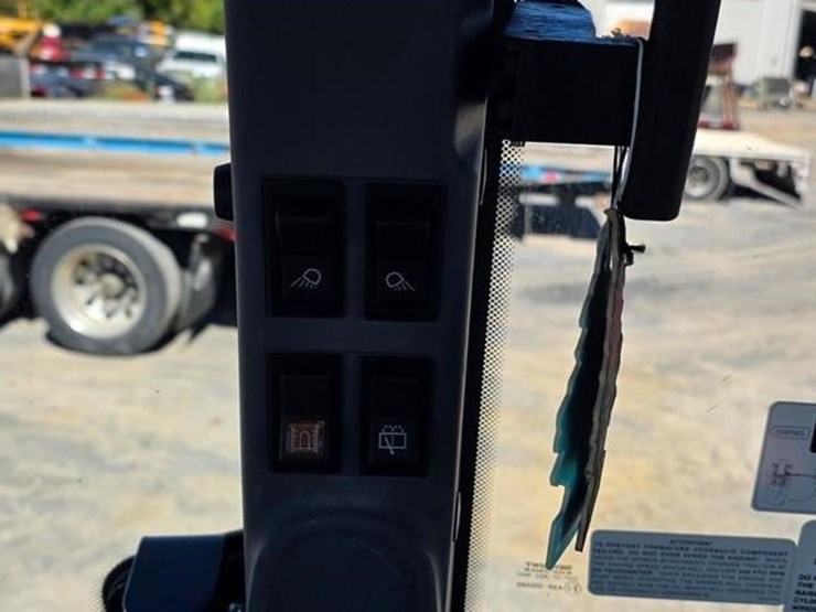 new-holland-tl80a-image-61