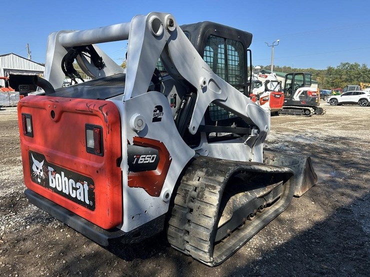 2023-bobcat-t650-skid-steer-loader-image-5