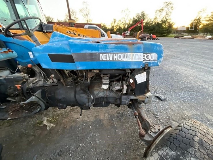 new-holland-3930-image-6