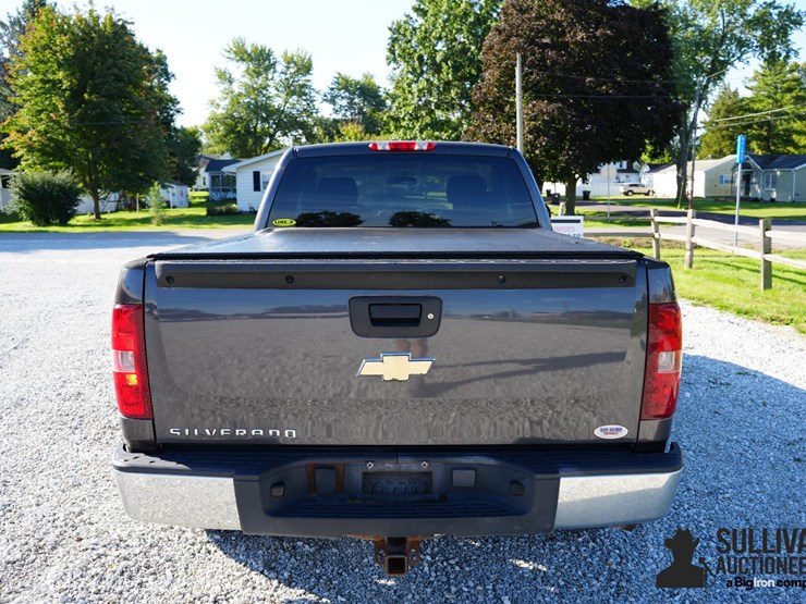 run-#6---2011-chevrolet-silverado-extended-cab-2wd-pickup-image-6