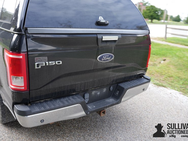 run-#44---2016-ford-f150-xlt-crew-cab-4x4-pickup-image-17