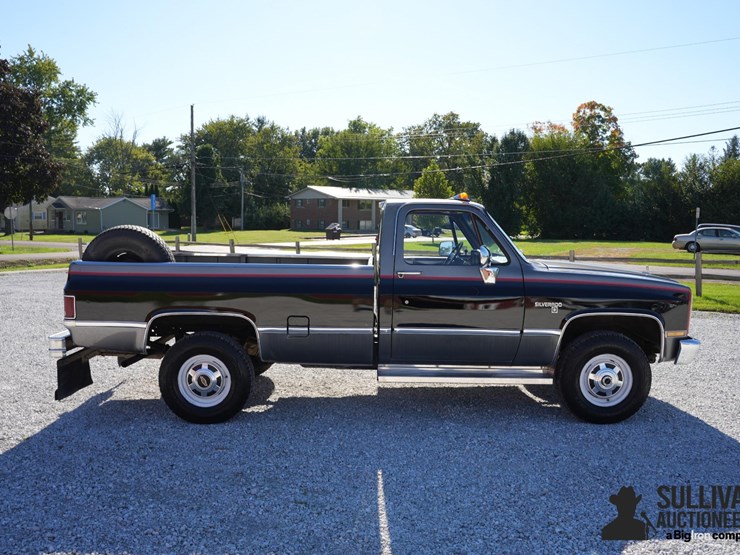 run-#142---1985-chevrolet-silverado-k20-pickup-image-4