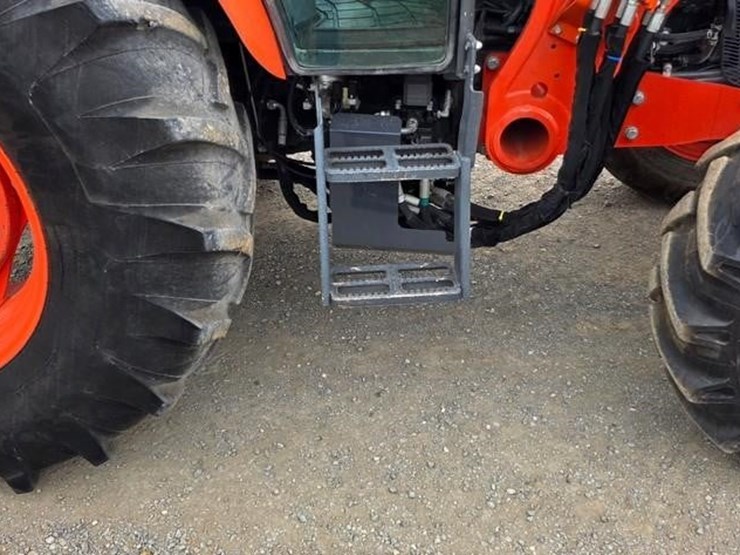 2017-kubota-m5-091d-image-30
