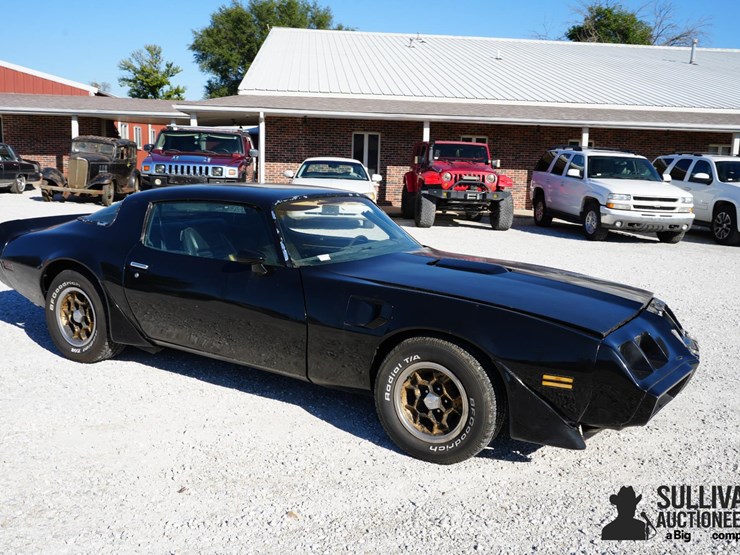 run-#4---1979-pontiac-trans-am-coupe-image-3