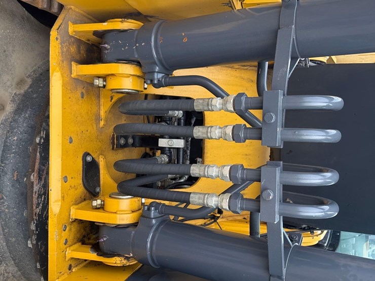 2019-deere-160g-lc-image-20