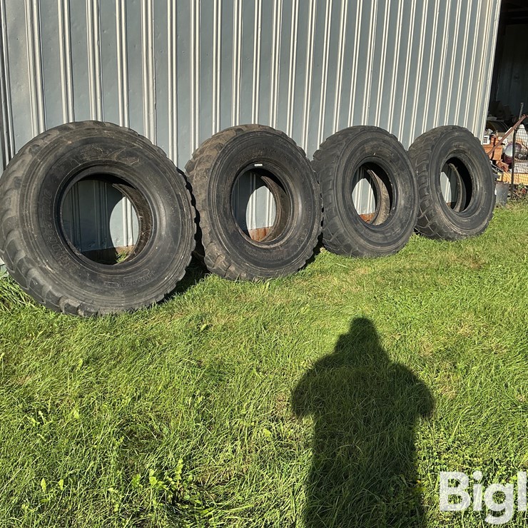 Bridgestone Radial 14.0R24 Tires