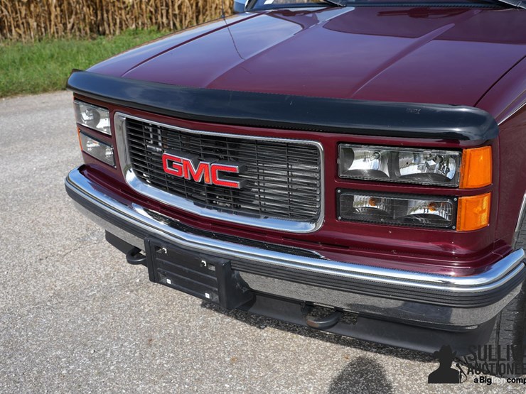 run-#139---1996-gmc-sierra-1500-4x4-stepside-pickup-image-9