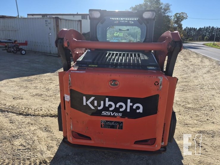 kubota-ssv65-image-6