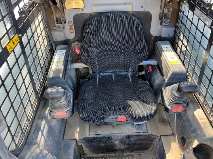 2023-bobcat-t66-skid-steer-loader-image-18